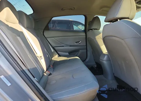 2023 Hyundai Elantra Sel z USA, uszkodzony, nr VIN KMHLM4AG3PU504559